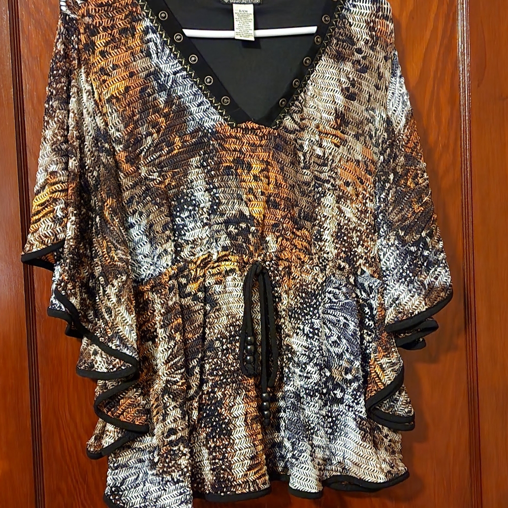 Signature Studio Brown and Black Patterned Blouse